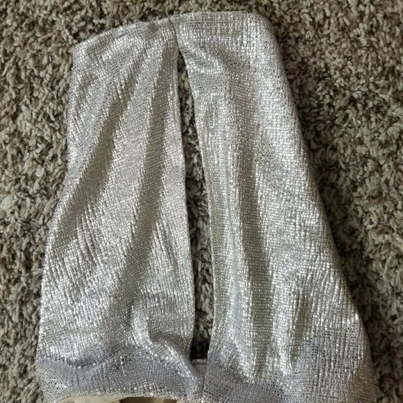 Lauren Ralph Lauren, Ruffled Shimmer Gown, Size 2 - Picture 10 of 10